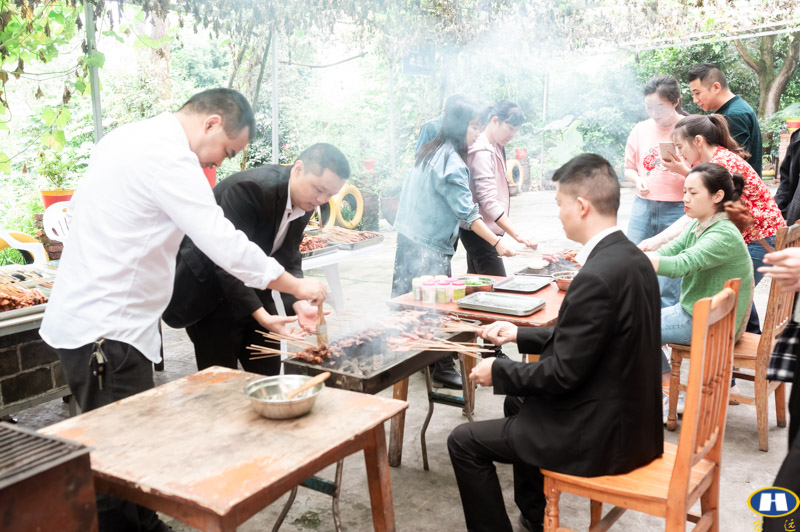 总部生日活动-1.jpg